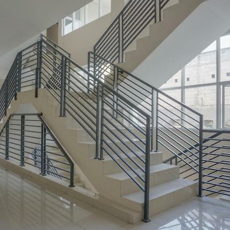 ג'קרטה Residences By Reddoorz Near Mt Haryono - Minimum Stay 7 Days מראה חיצוני תמונה