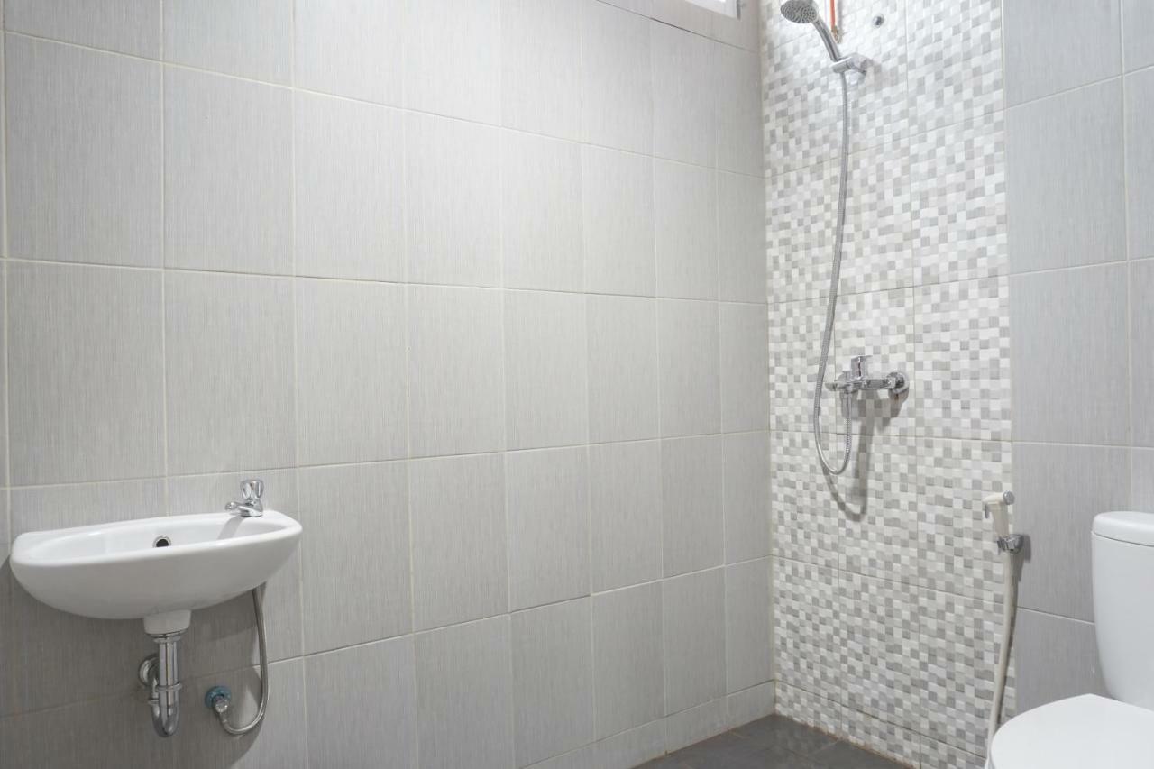 ג'קרטה Residences By Reddoorz Near Mt Haryono - Minimum Stay 7 Days מראה חיצוני תמונה