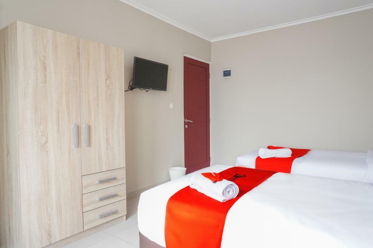 ג'קרטה Residences By Reddoorz Near Mt Haryono - Minimum Stay 7 Days מראה חיצוני תמונה